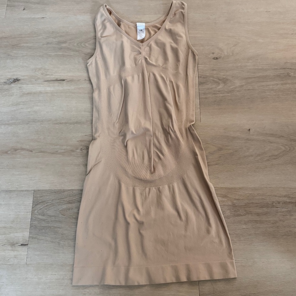 Maternity  Shape Wear Size Large